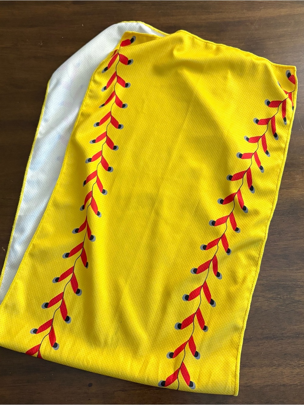 NWOT Girls Fastpitch Softball Yellow Cooling Towel 36” Summer Sports
